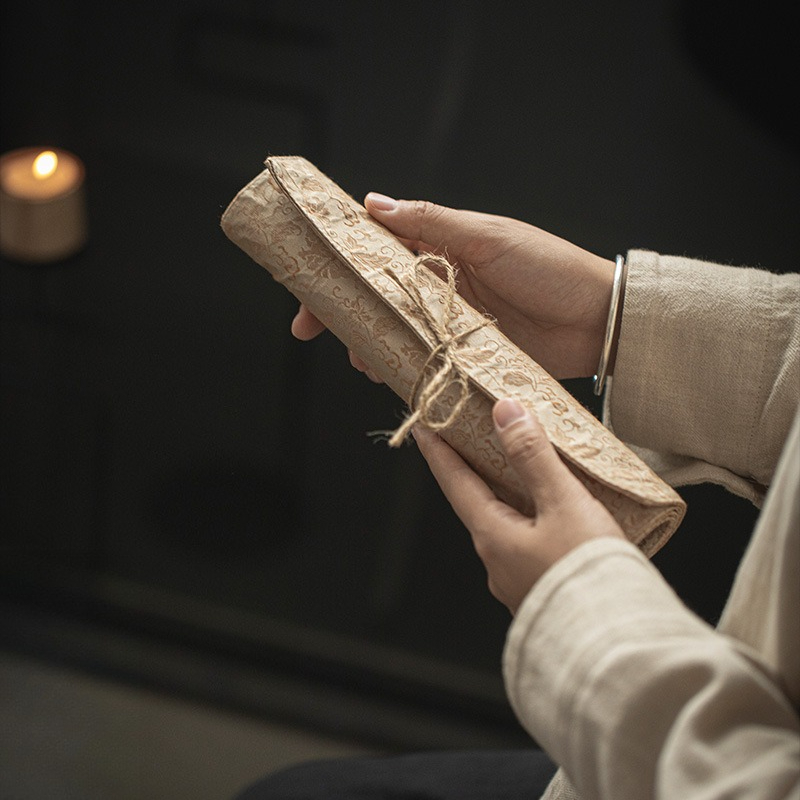Linen Table Runner - Nouvelle Nappe de Table en Brocart